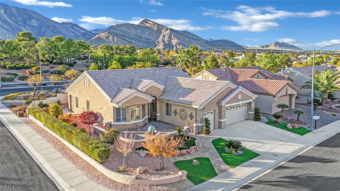 2813 Vista Butte Drive