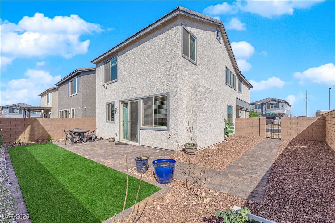 9411 Azul Hill Avenue