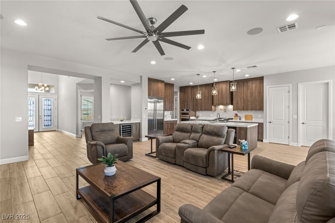 5860 Noah Springs Court