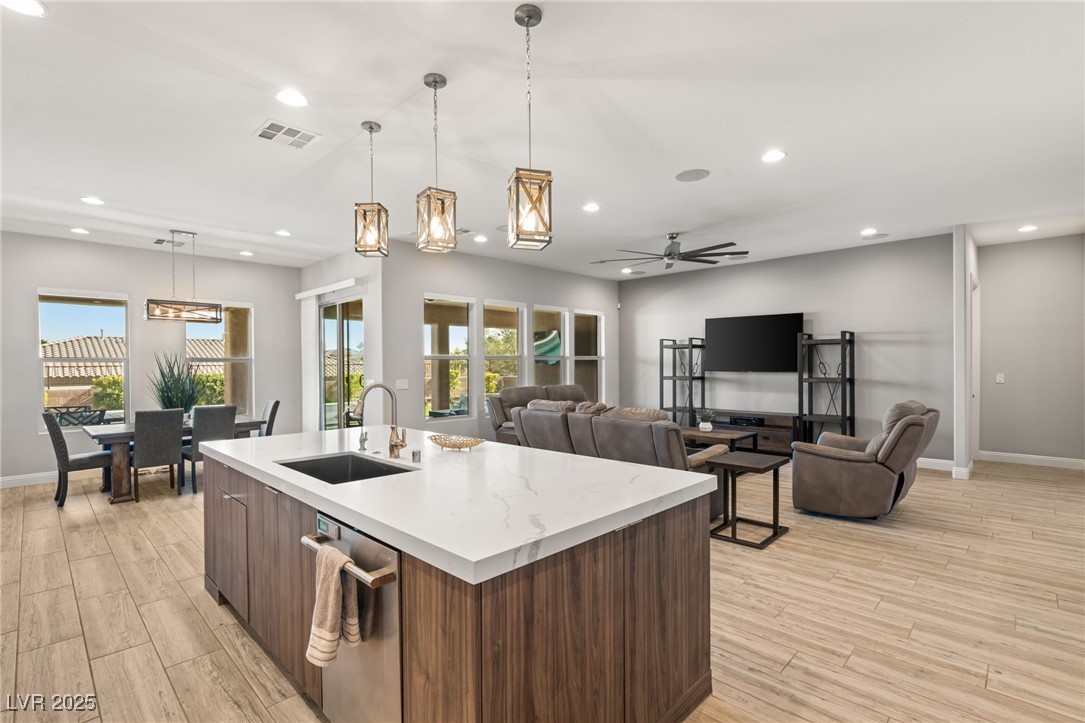 5860 Noah Springs Court