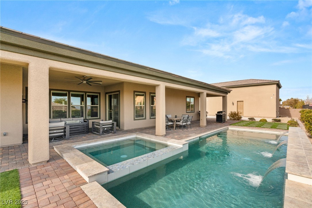5860 Noah Springs Court