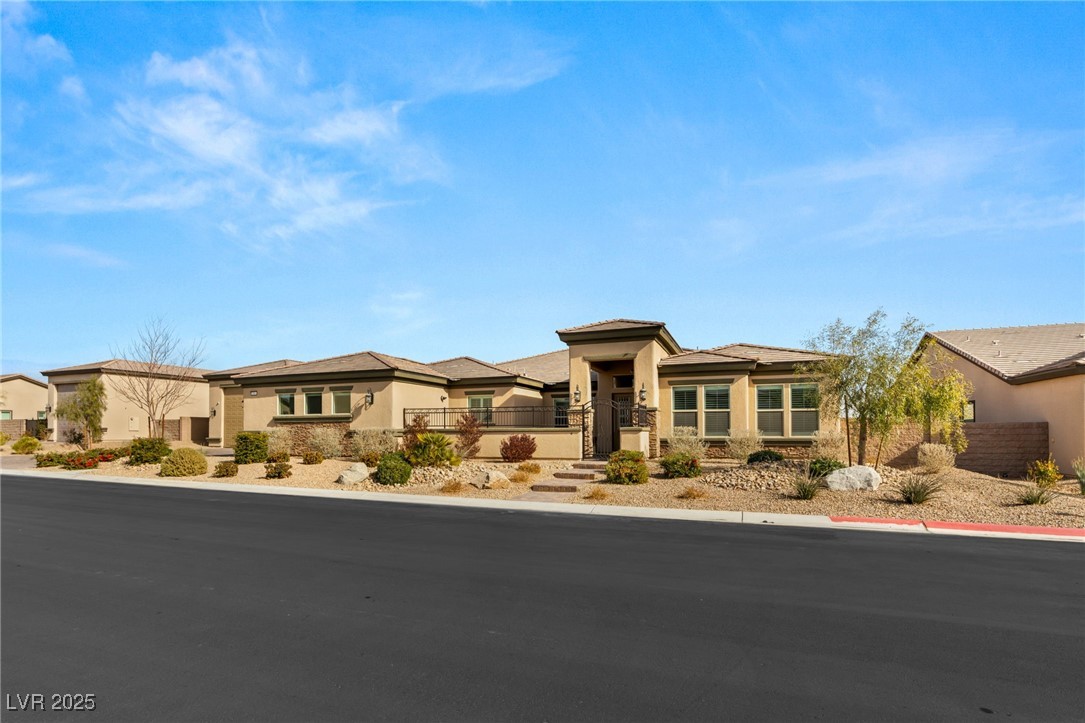 5860 Noah Springs Court