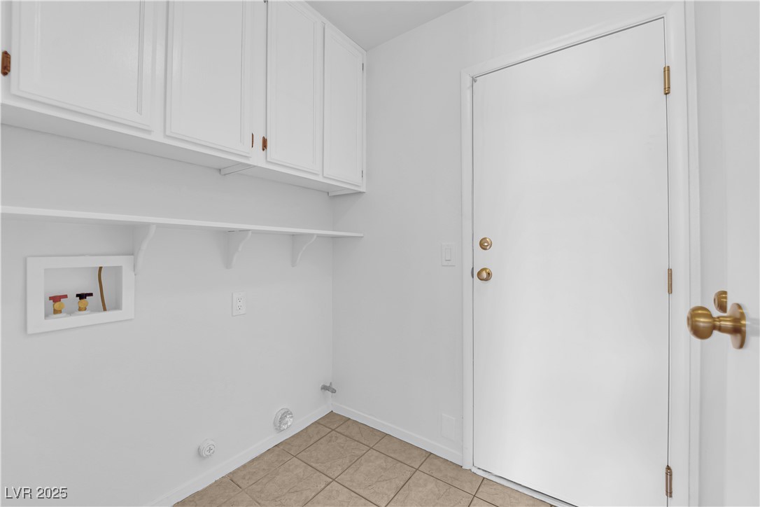 2808 Deep Water Circle