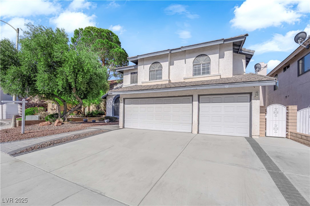 2808 Deep Water Circle