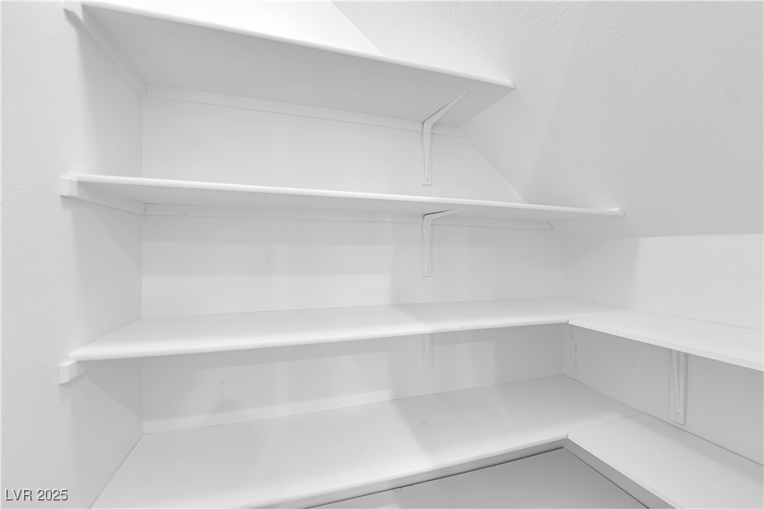 2808 Deep Water Circle