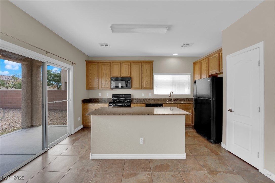 125 Sharp Edge Avenue