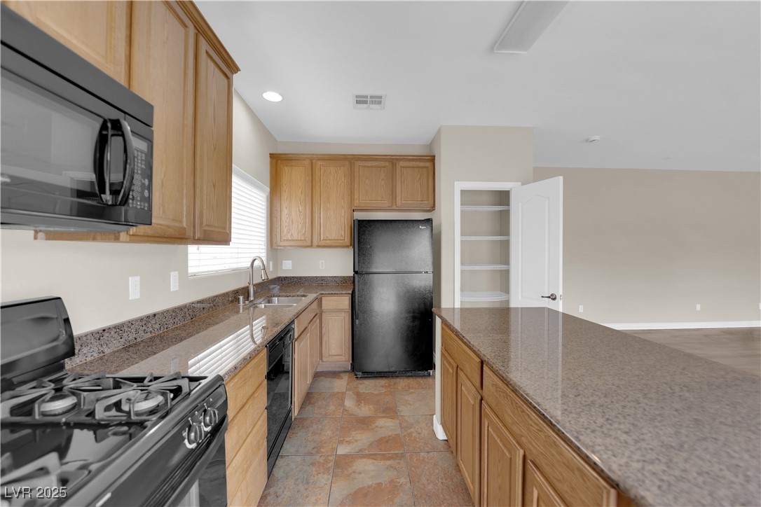 125 Sharp Edge Avenue