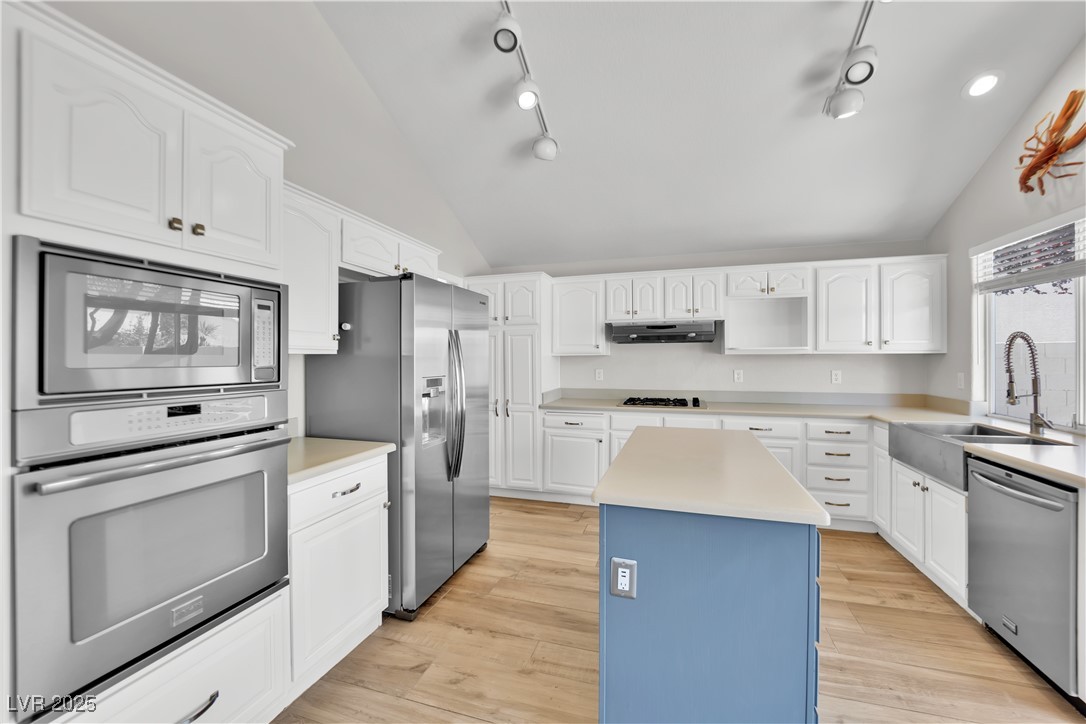 8112 Tropic Isle Circle