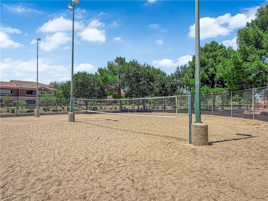 1041 Cedar Pines Street