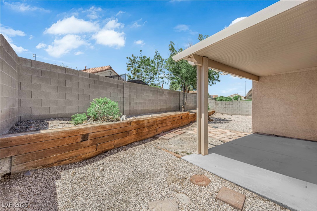 1041 Cedar Pines Street