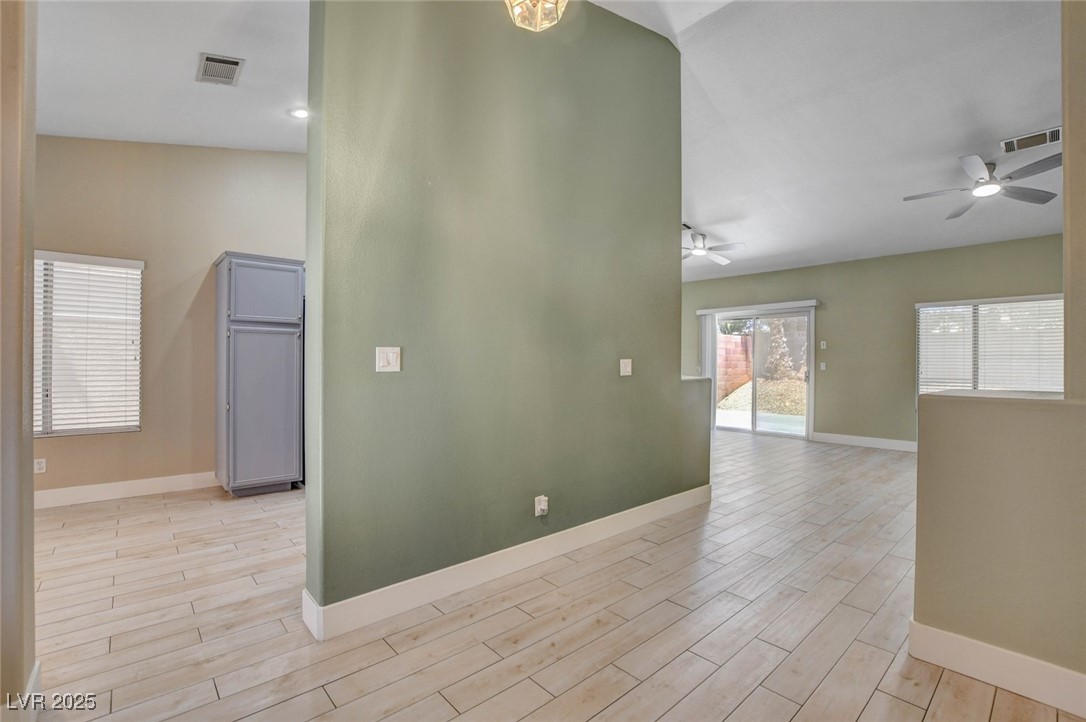 1852 Mount Carmel Avenue