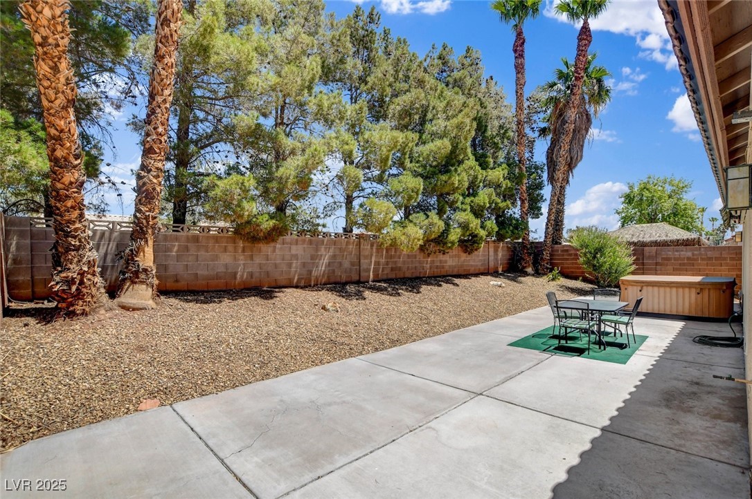 1852 Mount Carmel Avenue