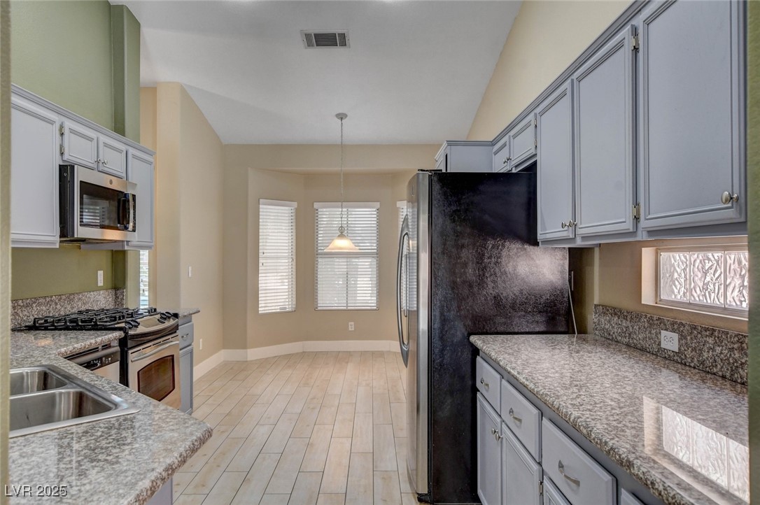 1852 Mount Carmel Avenue