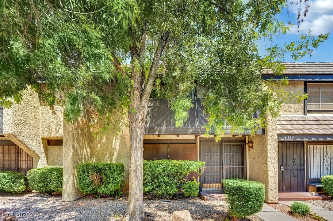 3309 China Drive