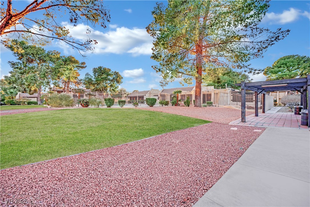 3309 China Drive