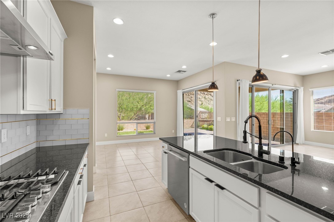 10890 Red Yucca Drive