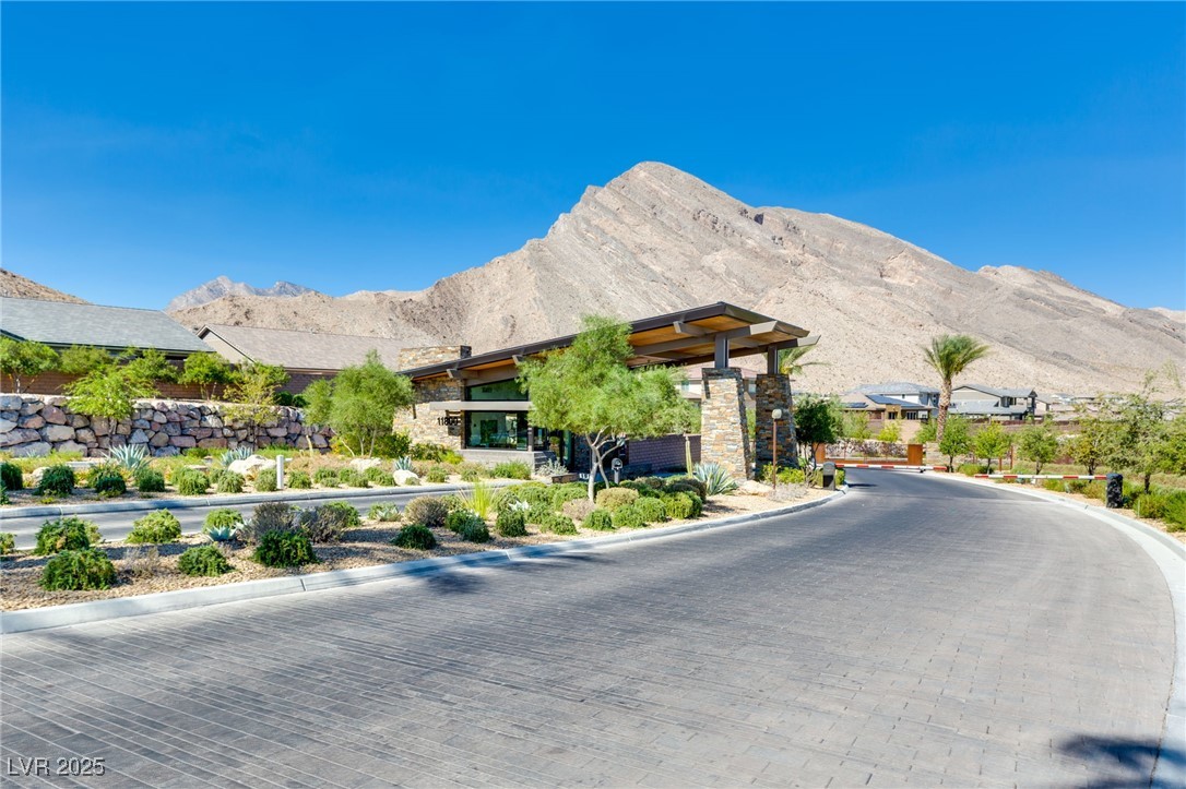 10890 Red Yucca Drive