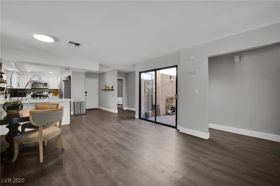 3959 Salisbury Place