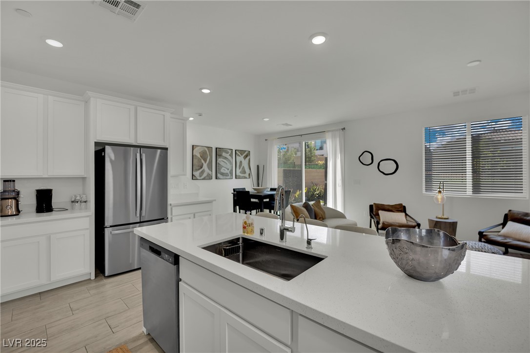 8907 Roadrunner Ravine Street