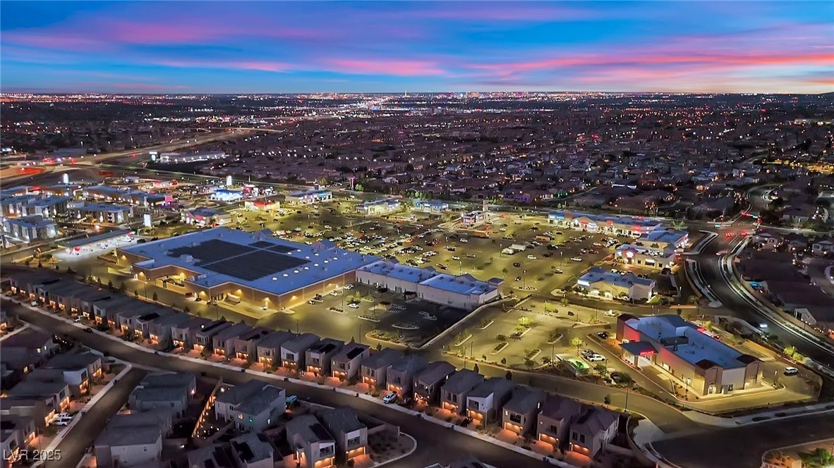 8907 Roadrunner Ravine Street