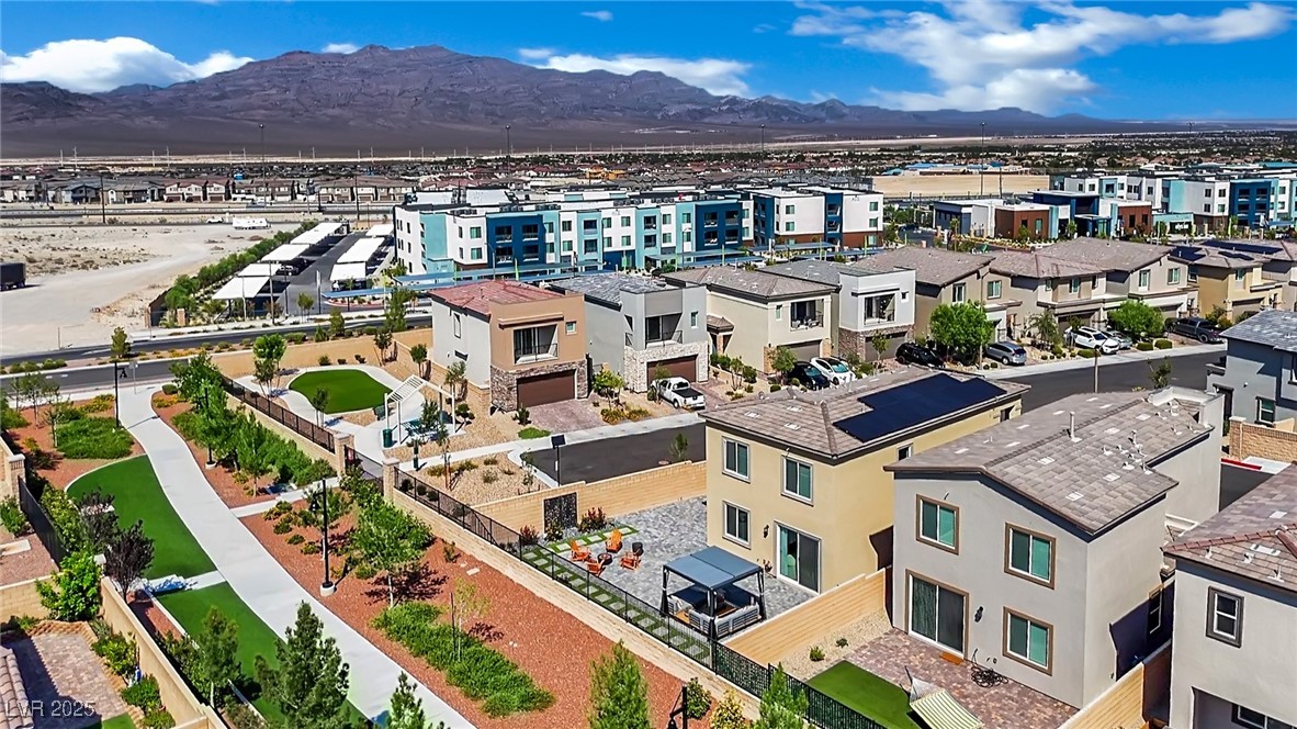 8907 Roadrunner Ravine Street