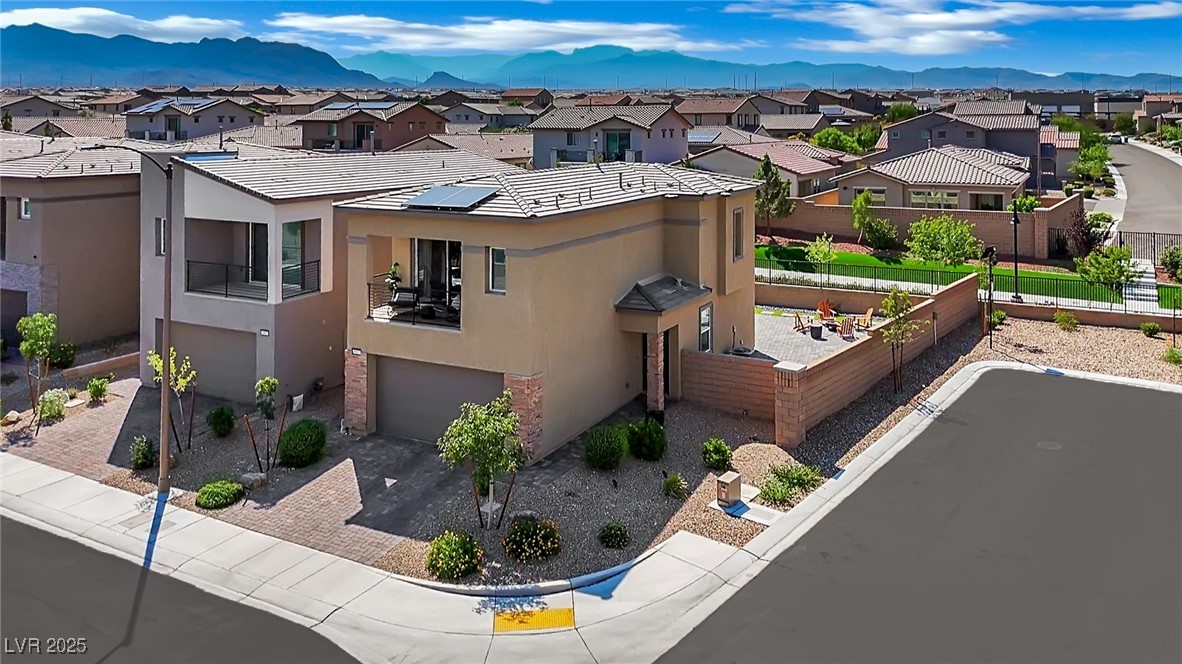 8907 Roadrunner Ravine Street