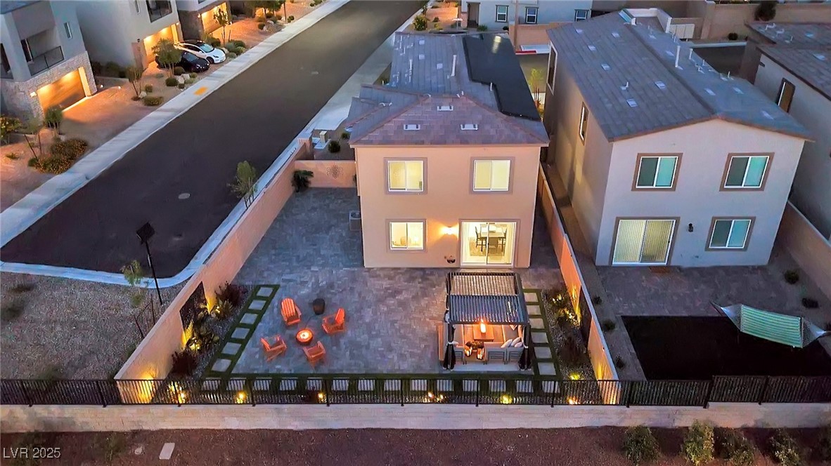 8907 Roadrunner Ravine Street