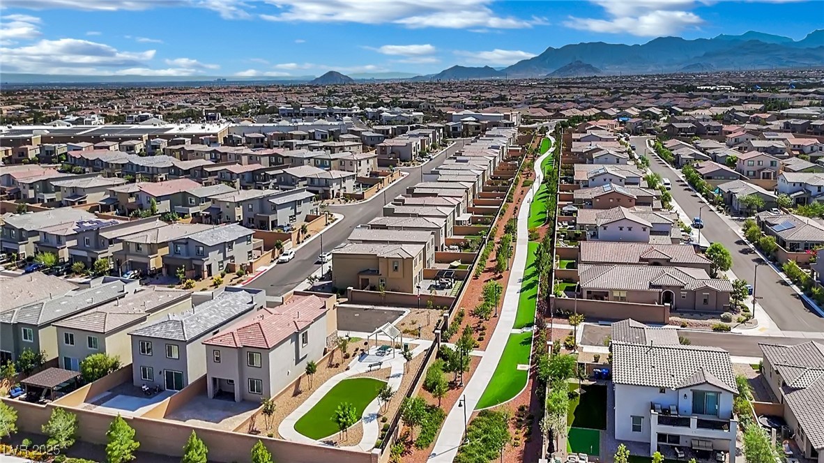 8907 Roadrunner Ravine Street