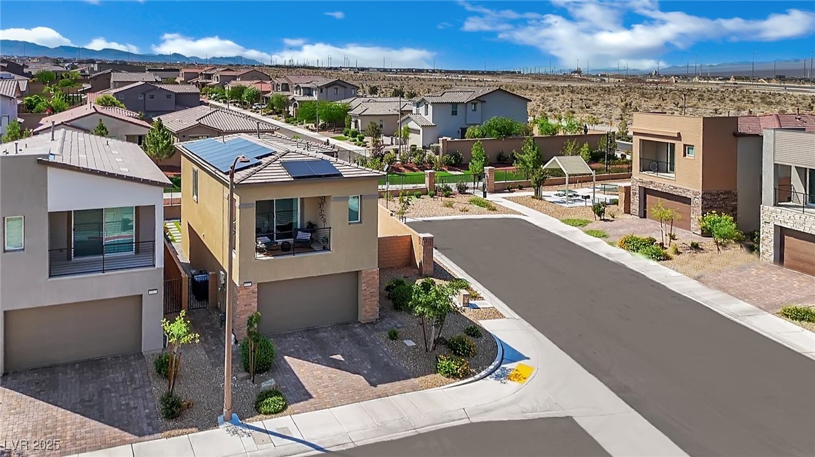 8907 Roadrunner Ravine Street