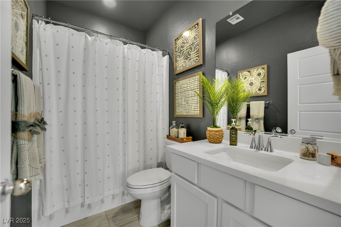 8907 Roadrunner Ravine Street