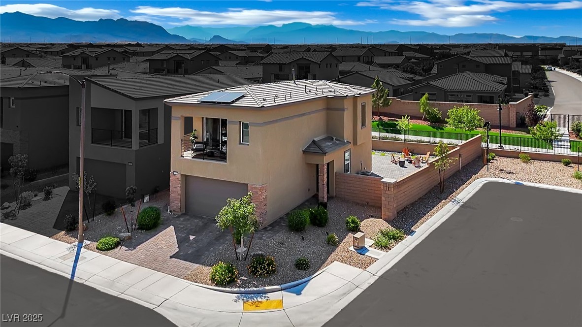 8907 Roadrunner Ravine Street