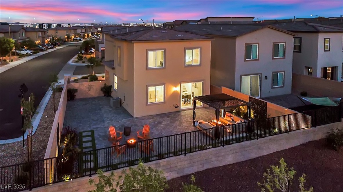 8907 Roadrunner Ravine Street