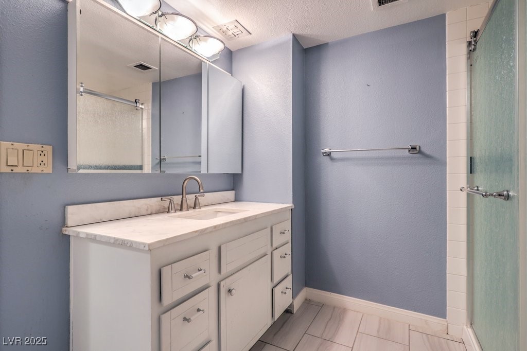 205 East Harmon Avenue 121