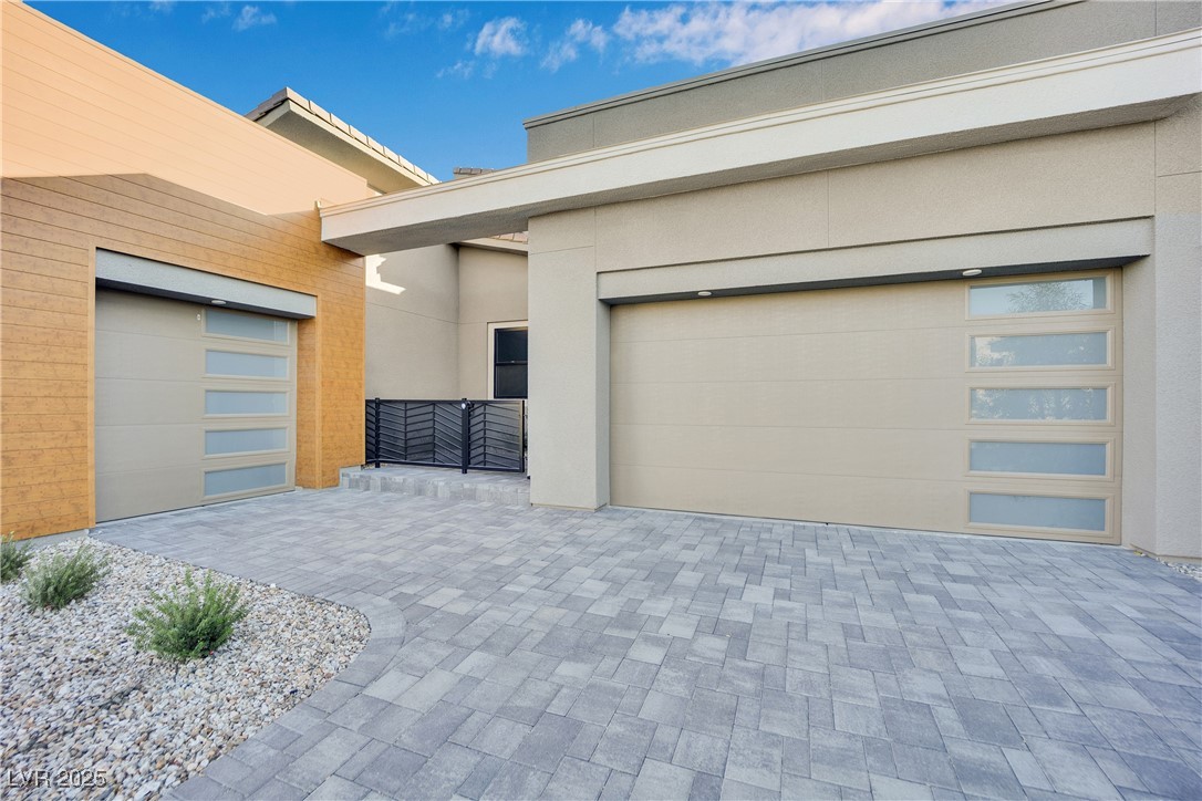 11079 Rolling Vista Drive