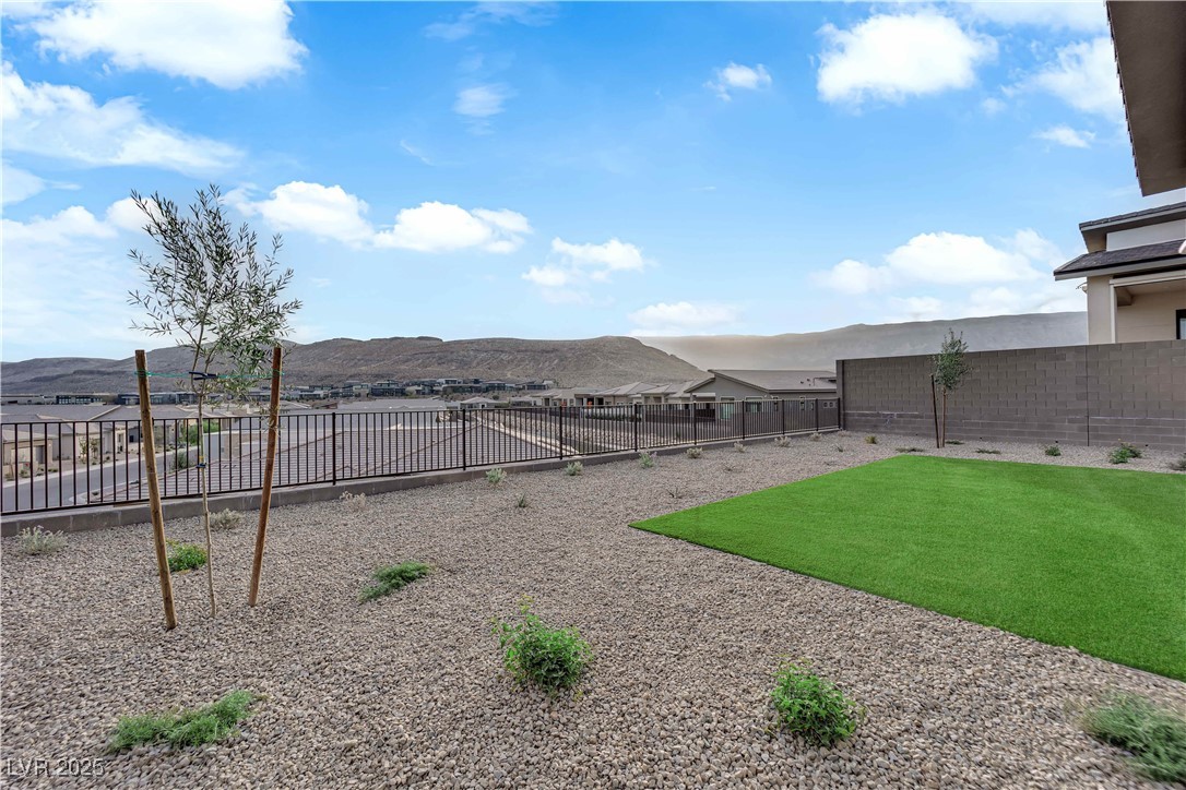 11079 Rolling Vista Drive