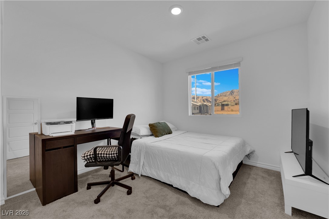 6200 Foxes Dale Street