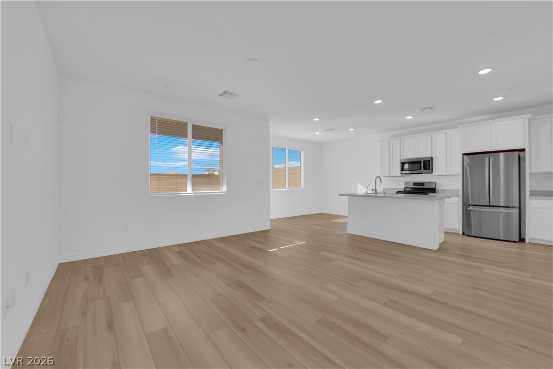 9815 Mojave Mountain Street
