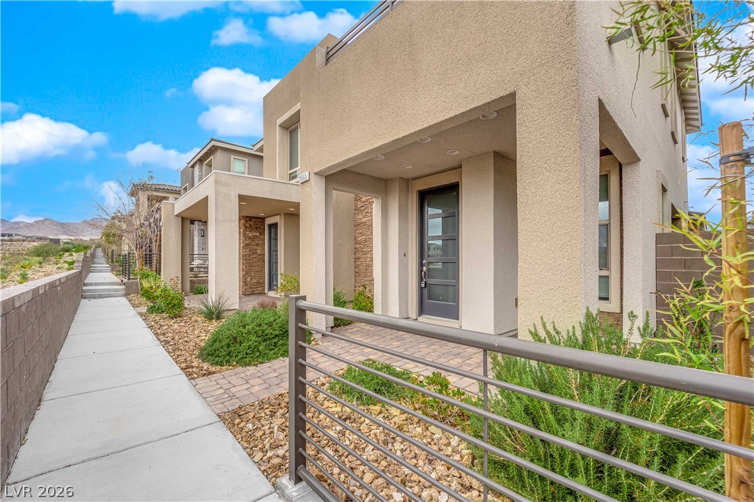 11665 Redwood Mountain Avenue