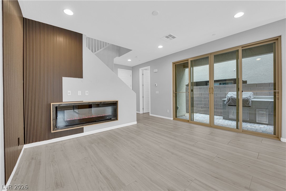 11665 Redwood Mountain Avenue