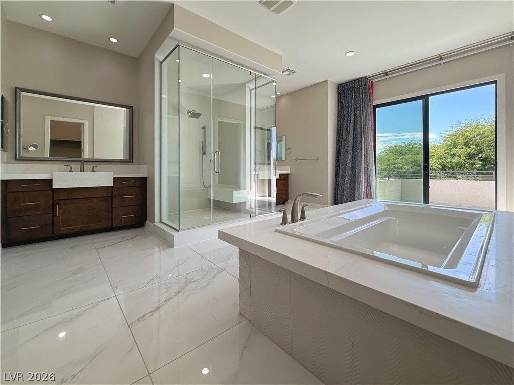 2 Sugarberry Lane