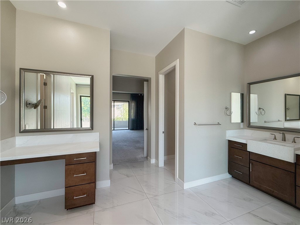 2 Sugarberry Lane