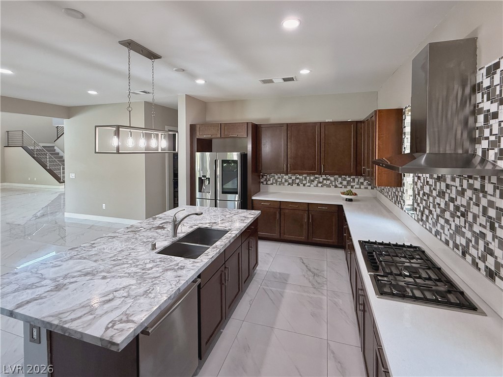 2 Sugarberry Lane
