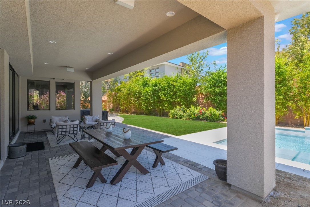 2 Sugarberry Lane