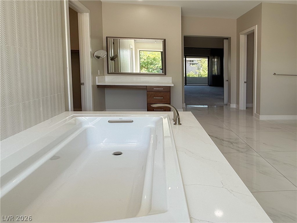 2 Sugarberry Lane