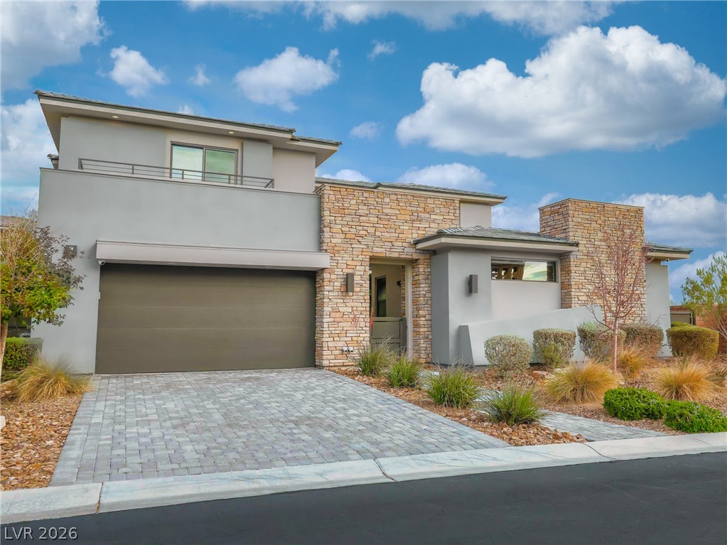 2 Sugarberry Lane