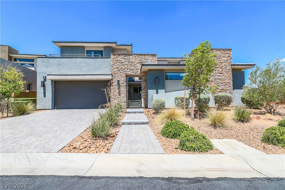 2 Sugarberry Lane