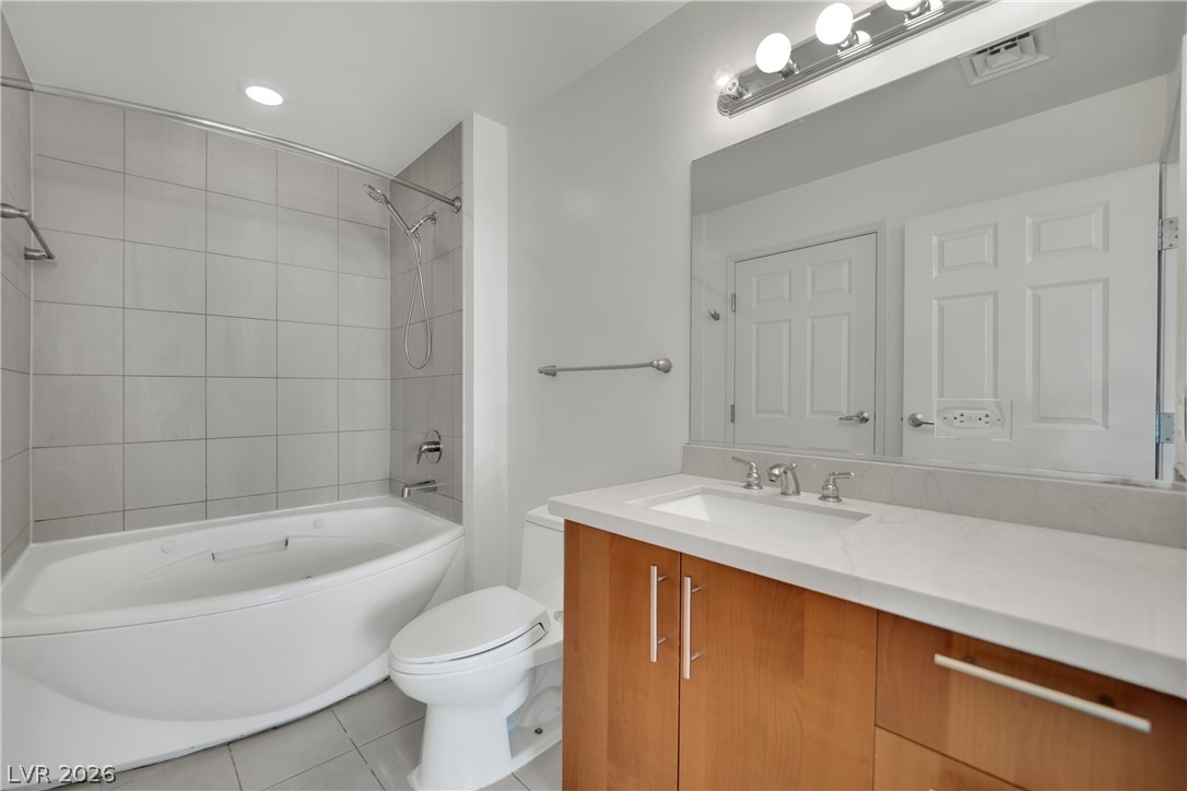 200 West Sahara Avenue 3412
