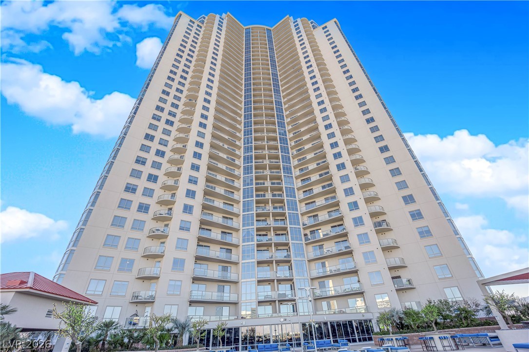 200 West Sahara Avenue 3412