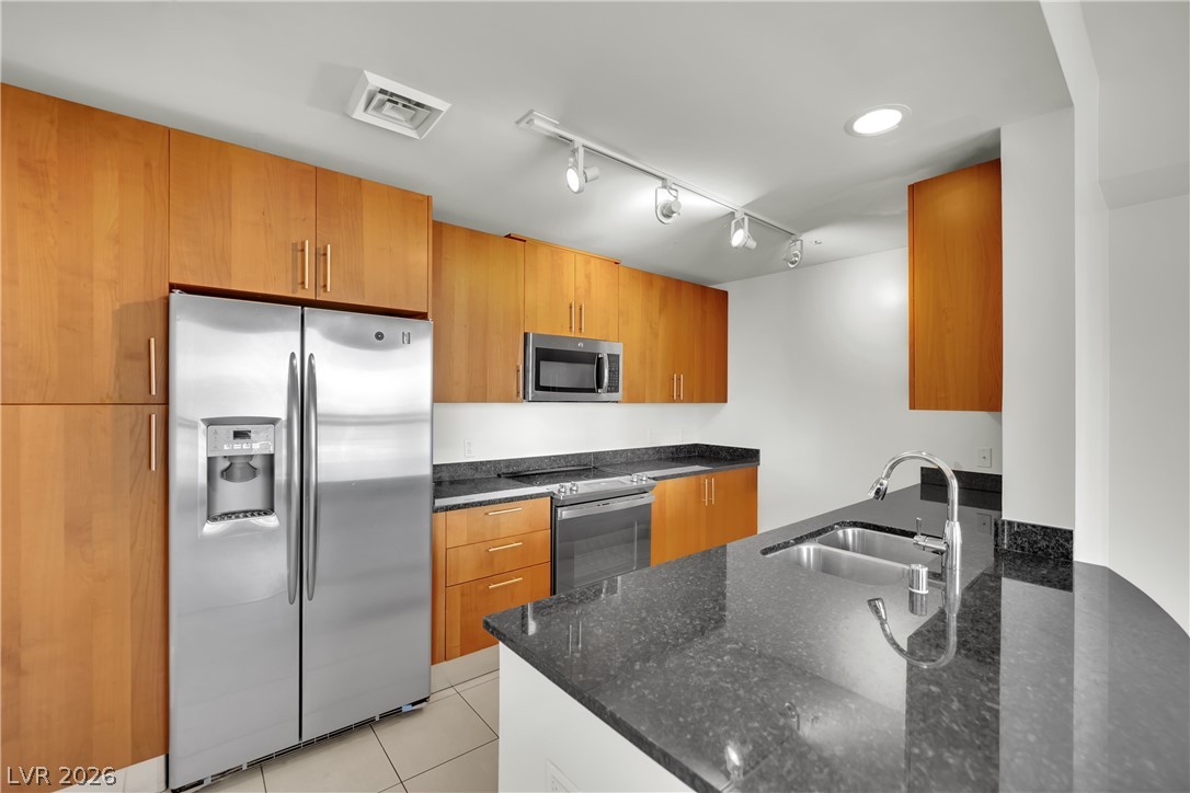 200 West Sahara Avenue 3412