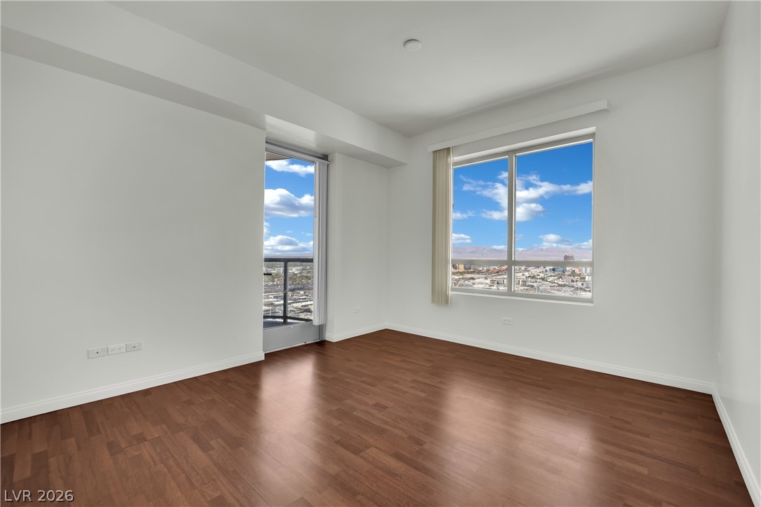 200 West Sahara Avenue 3412